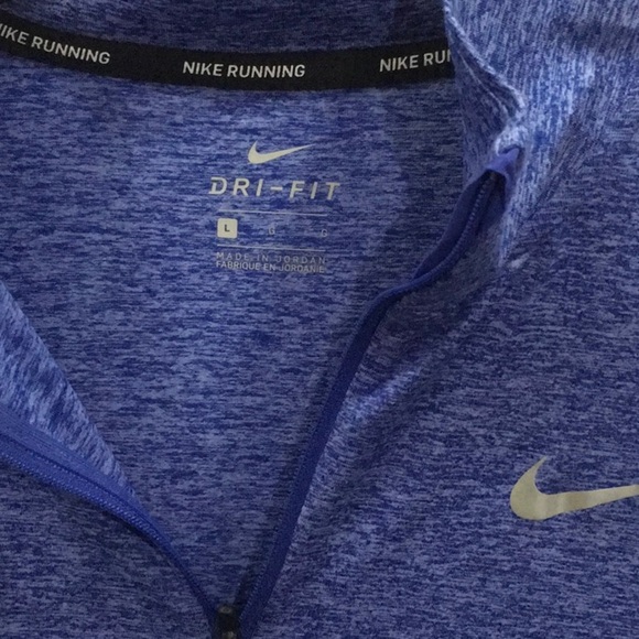 1359 NIKE Running Dri-Fit NWT Size Large MSRP $65  Reflective Trim - Picture 3 of 7